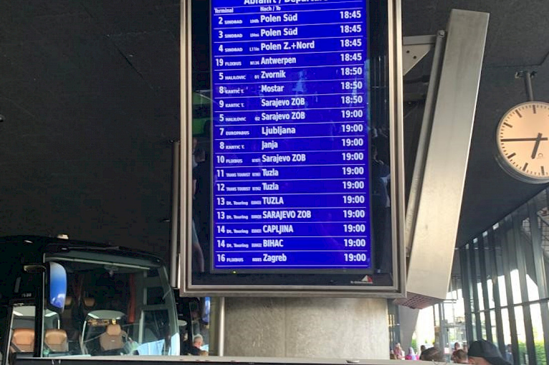 Departure Board at the Munich Bus Station Hackerbrücke © Ivana J. Vukalovic, 2022